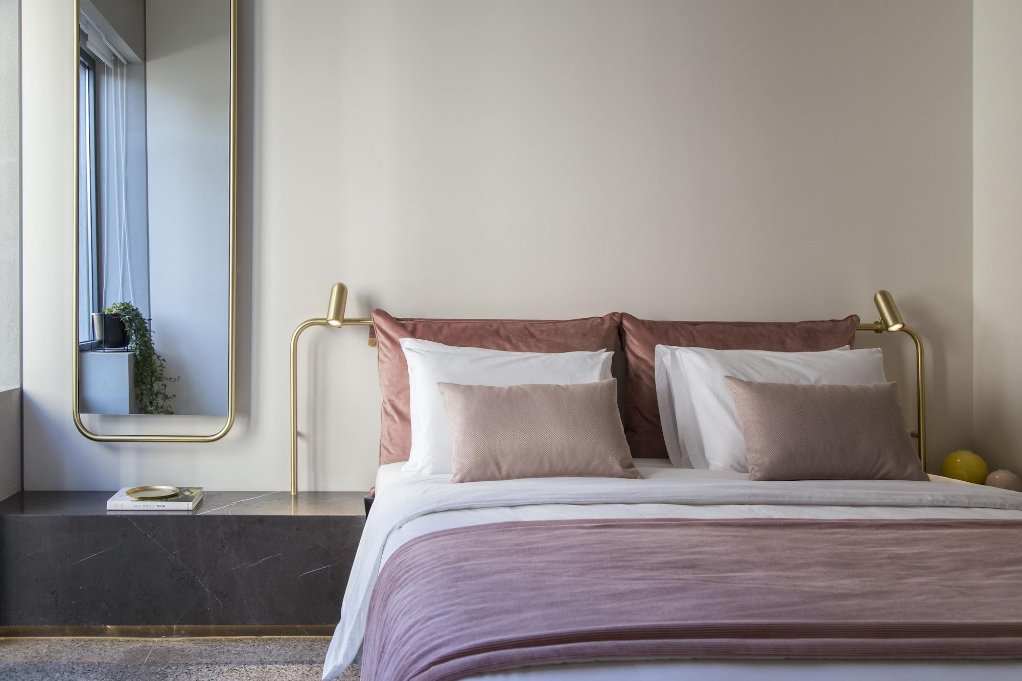 Perianth Hotel Athena Bagian luar foto