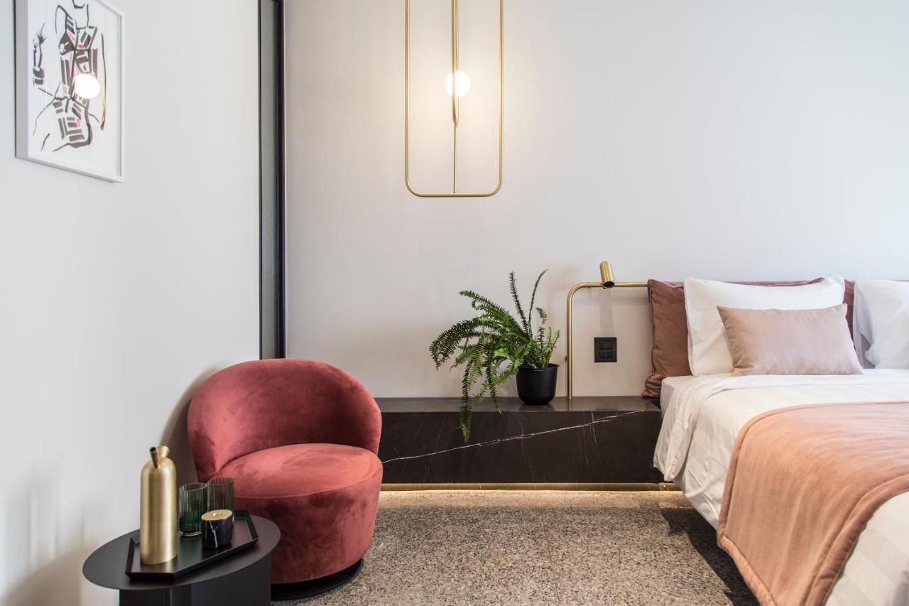 Perianth Hotel Athena Bagian luar foto Bedroom
